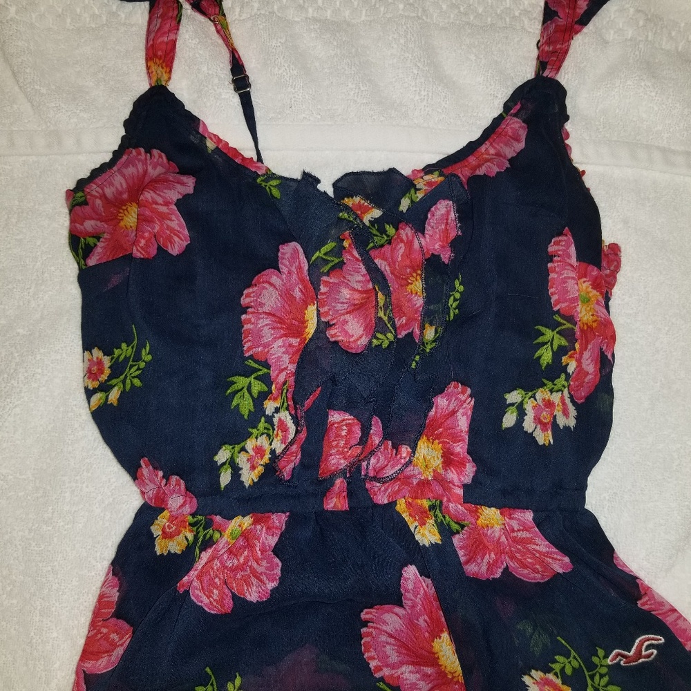 Floral crop top